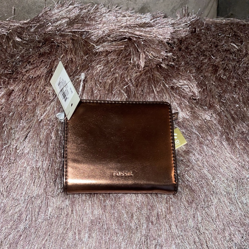 Fossil wallet